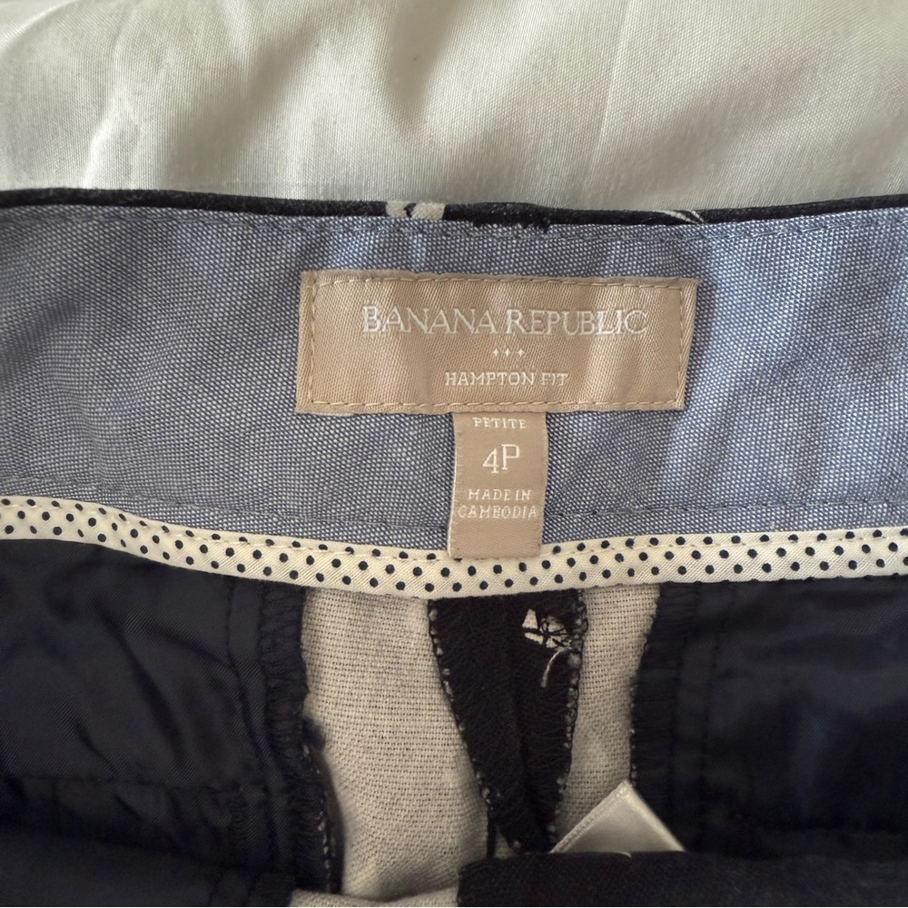 Banana Republic Shorts Womens Size 4P Hampton Fit Blue Chino Sailboat Print - Picture 3 of 6